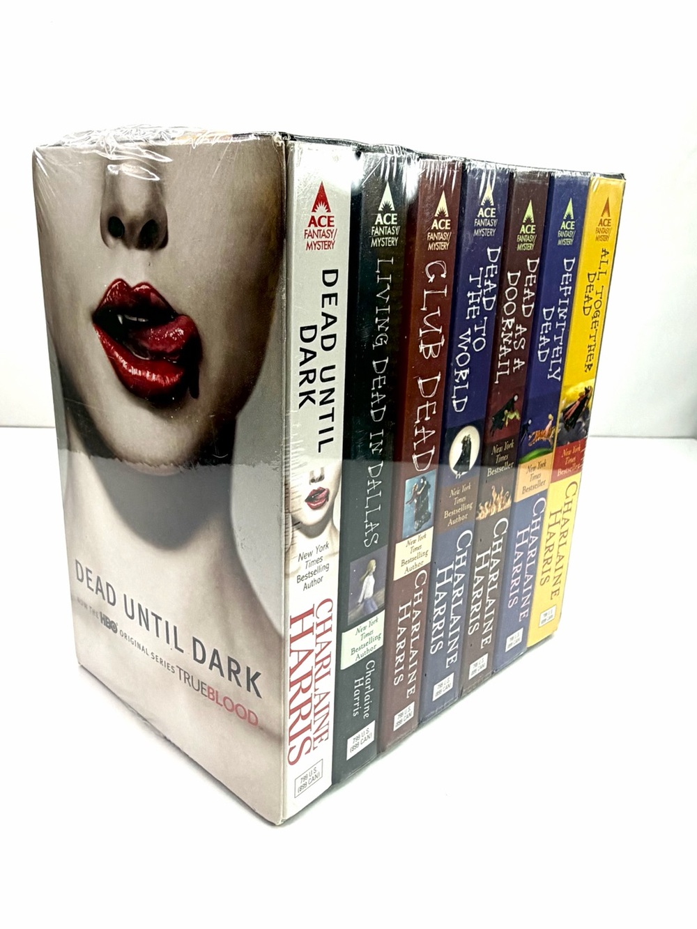 True Blood Sookie Stackhouse Charlaine Harris Paperback 1-7 Book Set Sealed